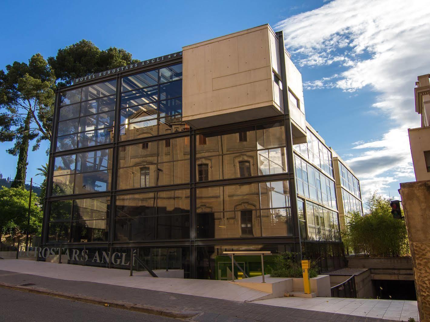 Ikonik Anglí Hotel